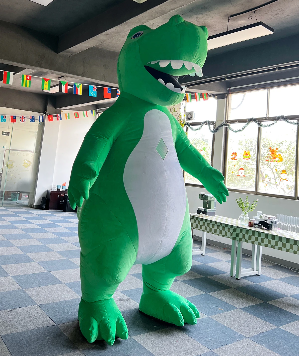 Надувной плюшевый костюм диноз – обзор и цена Inflatable Dinosaur Costume Adult